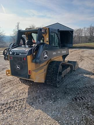 Image of John Deere 325G equipment image 3