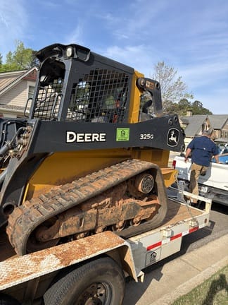 2024 John Deere 325G Equipment Image0