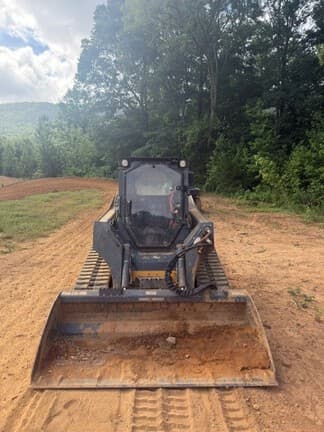 Image of John Deere 325G equipment image 2