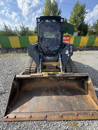 Image of John Deere 325G equipment image 2