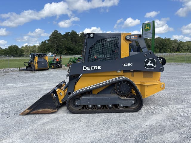 Image of John Deere 325G equipment image 1
