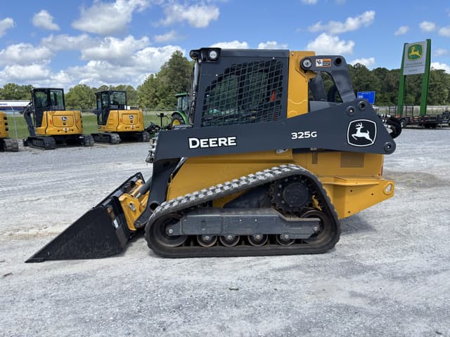 Image of John Deere 325G equipment image 1