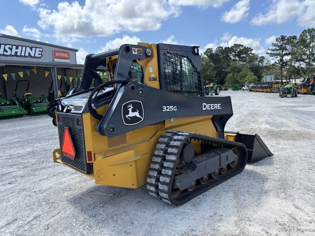 Image of John Deere 325G equipment image 4