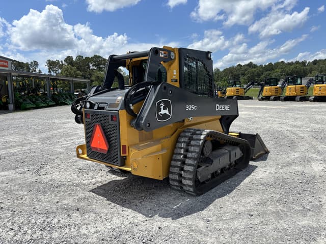 Image of John Deere 325G equipment image 4