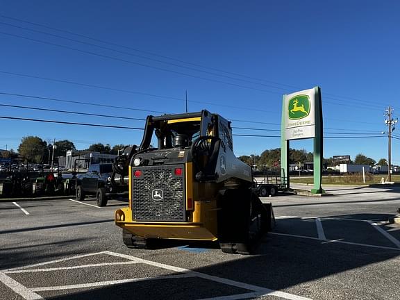 Image of John Deere 325G equipment image 2