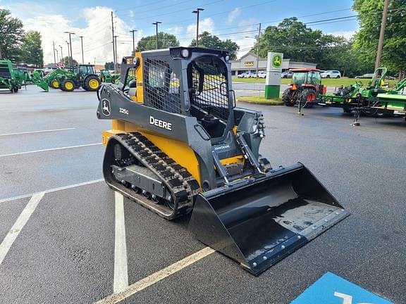 Image of John Deere 325G equipment image 1