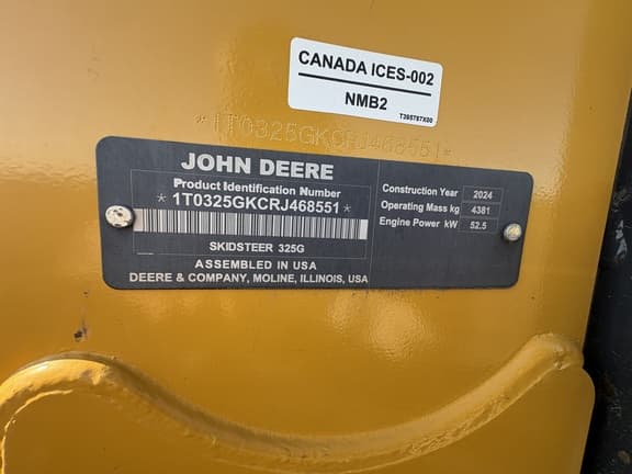 Image of John Deere 325G equipment image 4