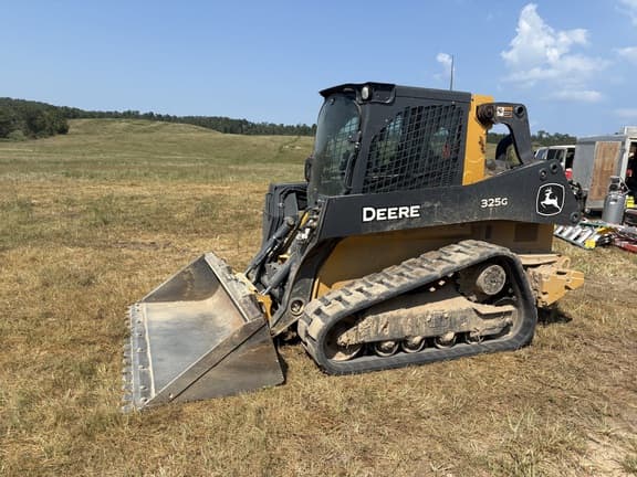 Image of John Deere 325G Primary image