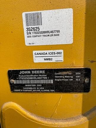 Image of John Deere 325G equipment image 1
