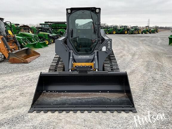 Image of John Deere 325G equipment image 2