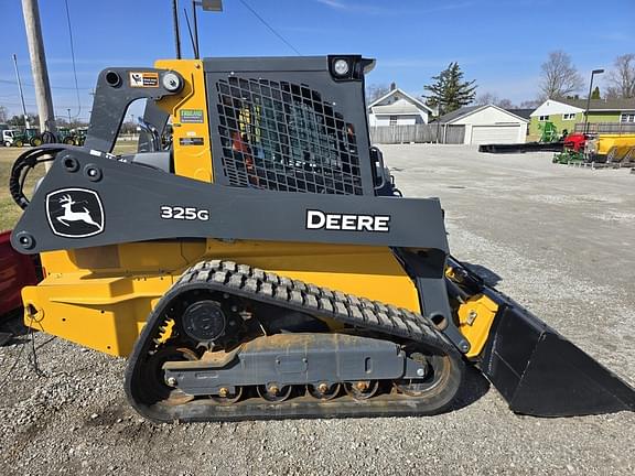 Image of John Deere 325G equipment image 3