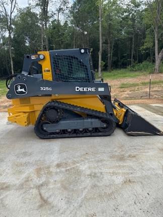 Image of John Deere 325G equipment image 3