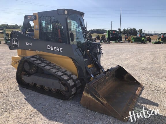Main image John Deere 325G