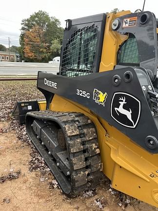 Image of John Deere 325G equipment image 2