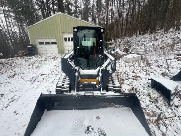 Image of John Deere 325G equipment image 1