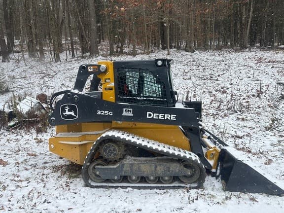 Image of John Deere 325G equipment image 4