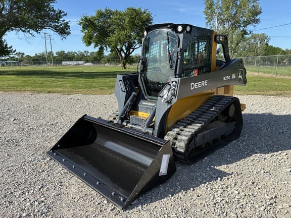 Image of John Deere 325G Primary image