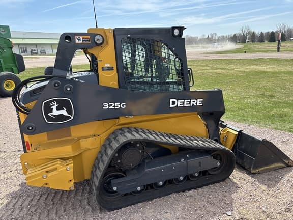 Image of John Deere 325G equipment image 2