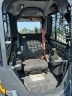 Image of John Deere 325G equipment image 3