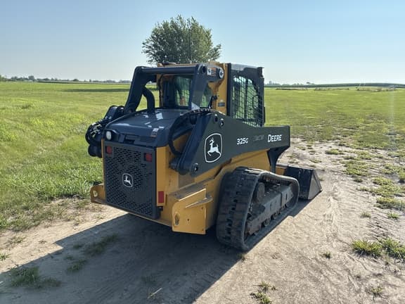 Image of John Deere 325G equipment image 4