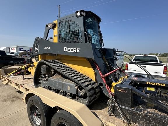 Image of John Deere 325G equipment image 1