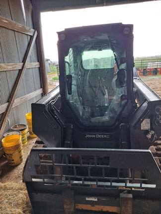 Image of John Deere 325G equipment image 4