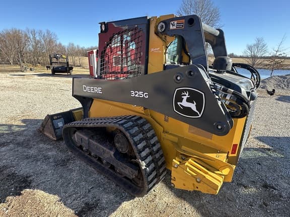 Image of John Deere 325G equipment image 2