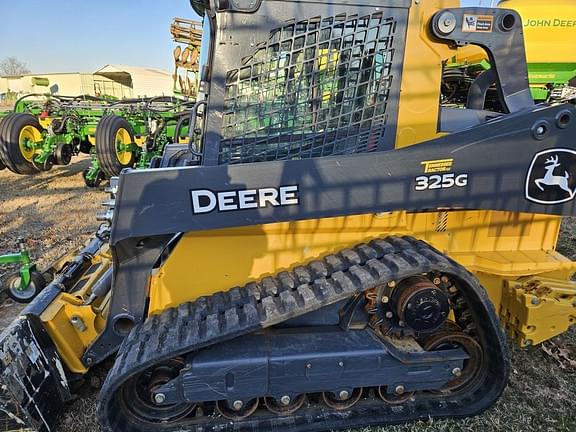 Image of John Deere 325G equipment image 1