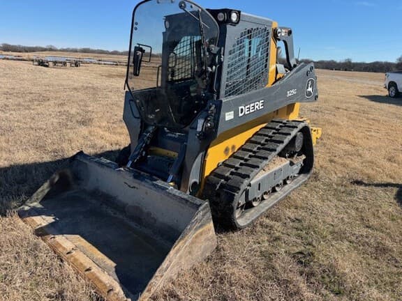 Image of John Deere 325G equipment image 3