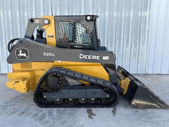 Image of John Deere 325G equipment image 3