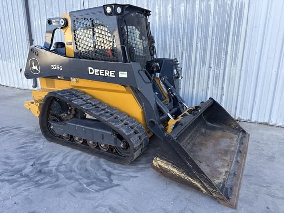 Image of John Deere 325G equipment image 4