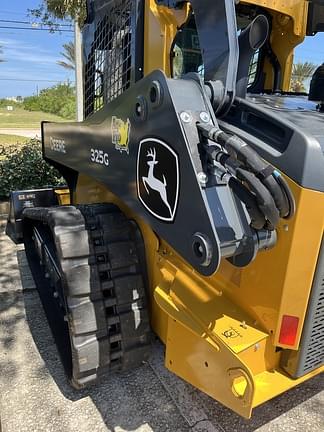 Image of John Deere 325G equipment image 3