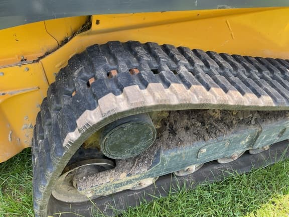 Image of John Deere 325G equipment image 3
