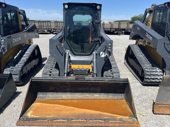 Image of John Deere 325G Primary image