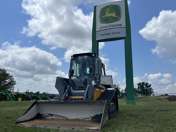 Image of John Deere 325G equipment image 1
