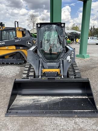Image of John Deere 325G equipment image 4