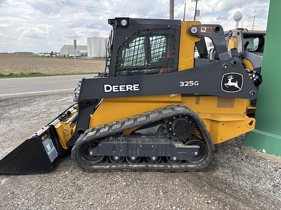 Image of John Deere 325G Primary image