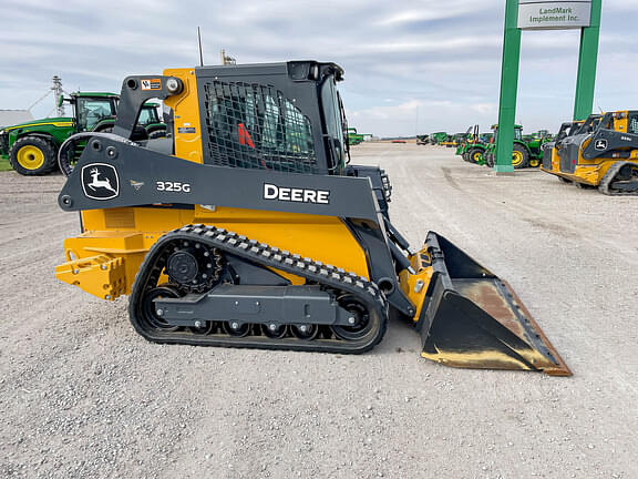Image of John Deere 325G equipment image 3