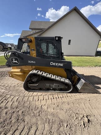 Image of John Deere 325G equipment image 2