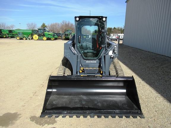 Image of John Deere 325G equipment image 4