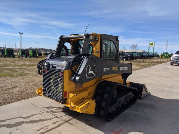 Image of John Deere 325G equipment image 4