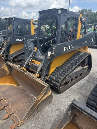 Image of John Deere 325G Primary image