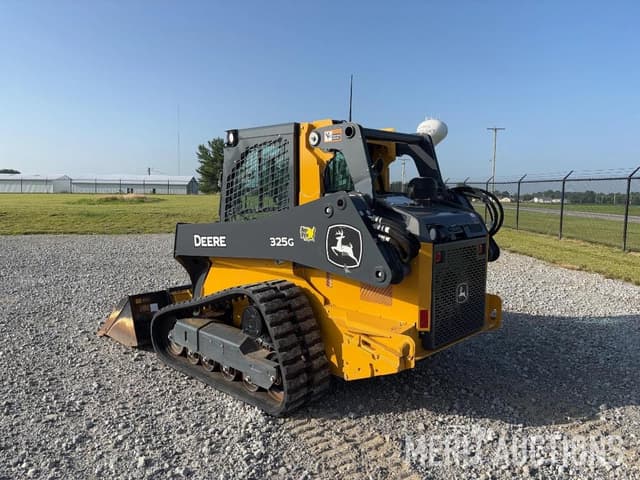 Image of John Deere 325G equipment image 2