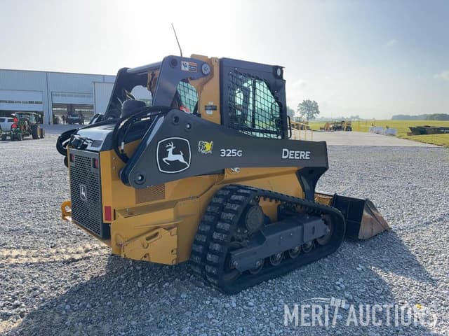Image of John Deere 325G equipment image 4