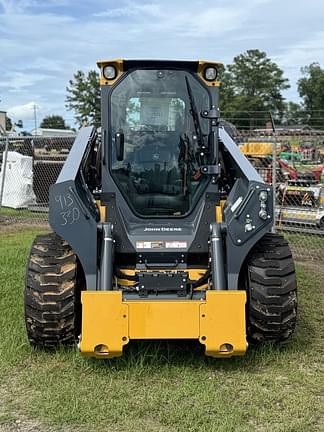 Image of John Deere 330P equipment image 1