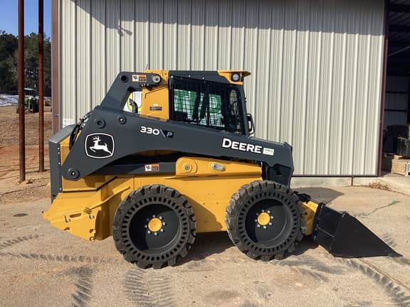 Image of John Deere 330P equipment image 2