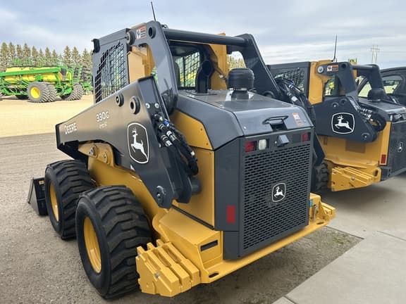 Image of John Deere 330G equipment image 3