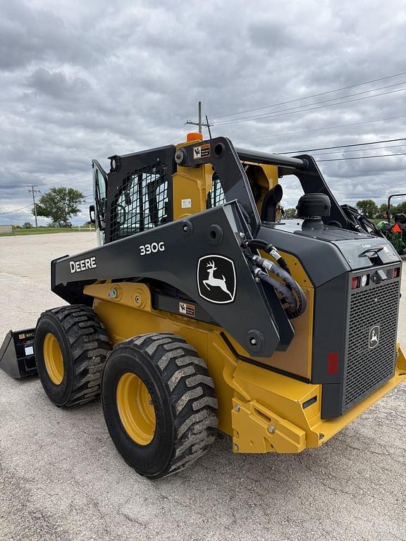 Image of John Deere 330G equipment image 3
