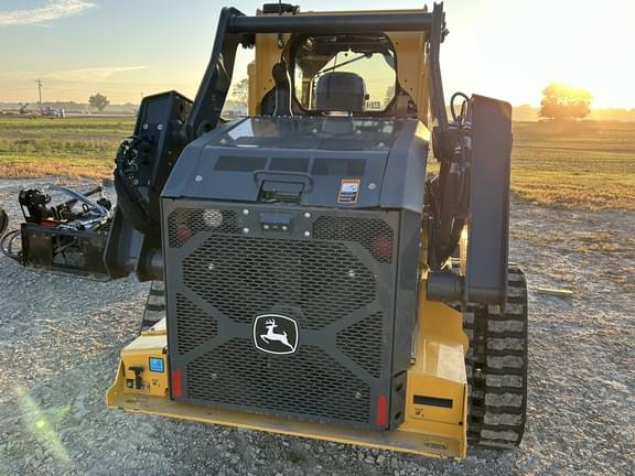Image of John Deere 331P equipment image 2