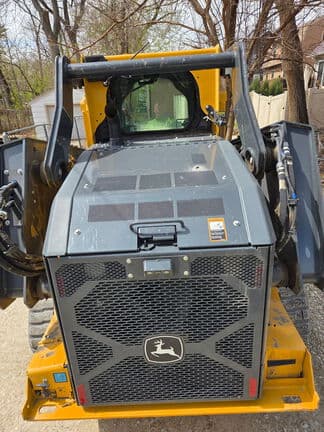 Image of John Deere 331P equipment image 4